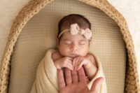in-home-newborn-photoshoot-atlanta-georgia.jpeg