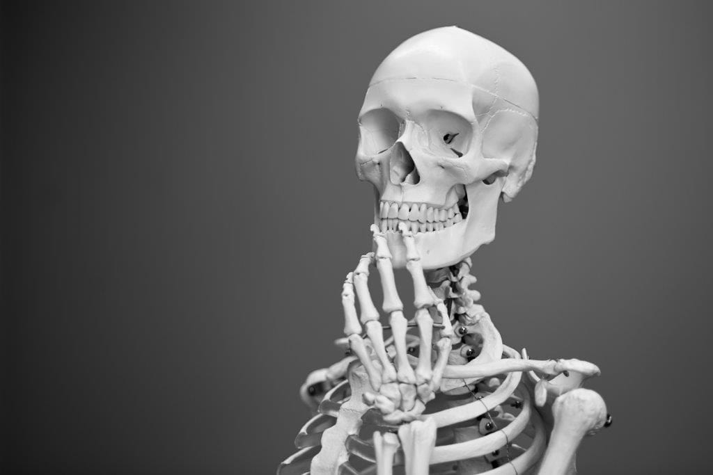 Skeleton thinking