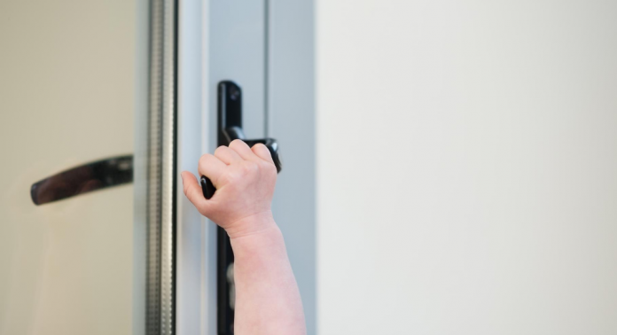 The Door Guardian: Childproof Lock Must Have