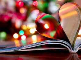 10 Cozy Holiday Romance Reads for 2021