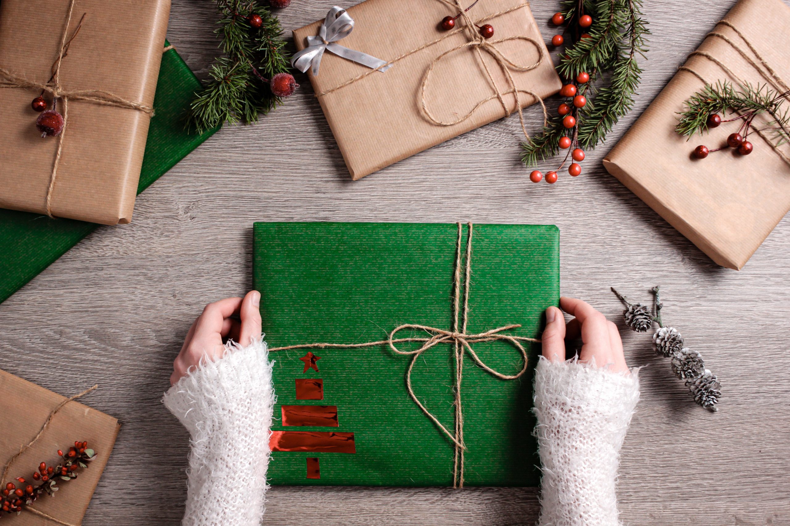 Healthy Gifts to Add to Your Holiday List – Atlas Lifestyle