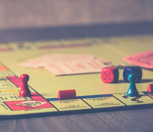 Best Games for Family Game Night