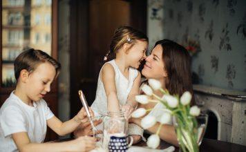Dinner Table Questions to Hear More About Your Kid’s Day