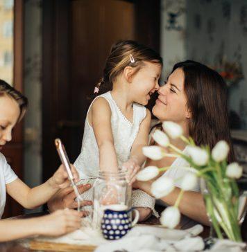 Dinner Table Questions to Hear More About Your Kid’s Day