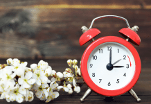 7 Tips to Help Your Kids Adjust to Daylight Saving Time