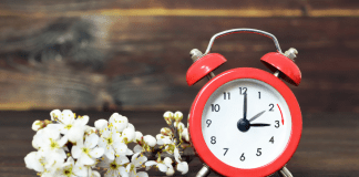7 Tips to Help Your Kids Adjust to Daylight Saving Time
