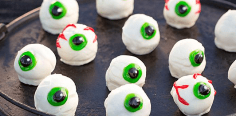 Ten Spooky Recipes to Make This Halloween