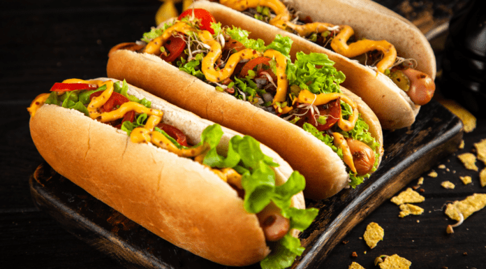 Hotdog Bar: A Trendy Culinary Experience Hotdog Bar: A Trendy Culinary Experience