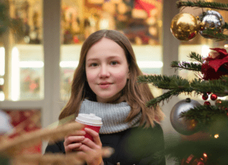 6 Holiday Traditions With Your Teens