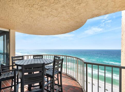 Spacious Patio