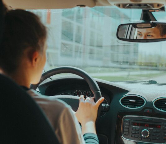 Driver’s Ed in Metro Atlanta: 10 Programs Parents Trust to Get Teens Road-Ready